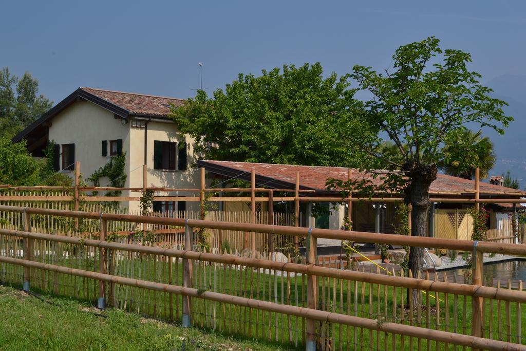 Agriturismo La Breda Guest House San Felice del Benaco Exterior foto